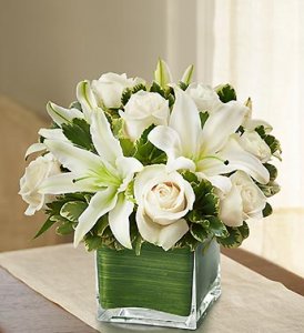 Modern Embrace White Rose And Lily Cube Modern Embrace White Rose And Lily Cube