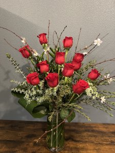 (image for) Flowering Bloom Rose Arrangement