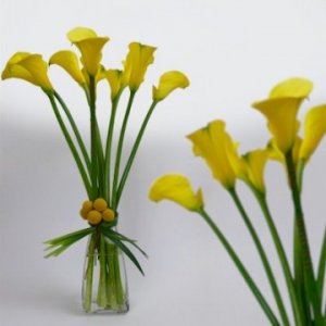 The Calla Pyramid Bouquet The Calla Pyramid Bouquet