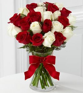 Heart of the Holidays Rose Bouquet Heart of the Holidays Rose Bouquet
