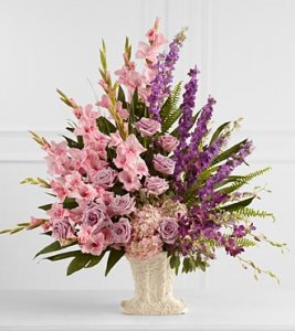Flowing Garden Arrangement Flowing Garden Arrangement