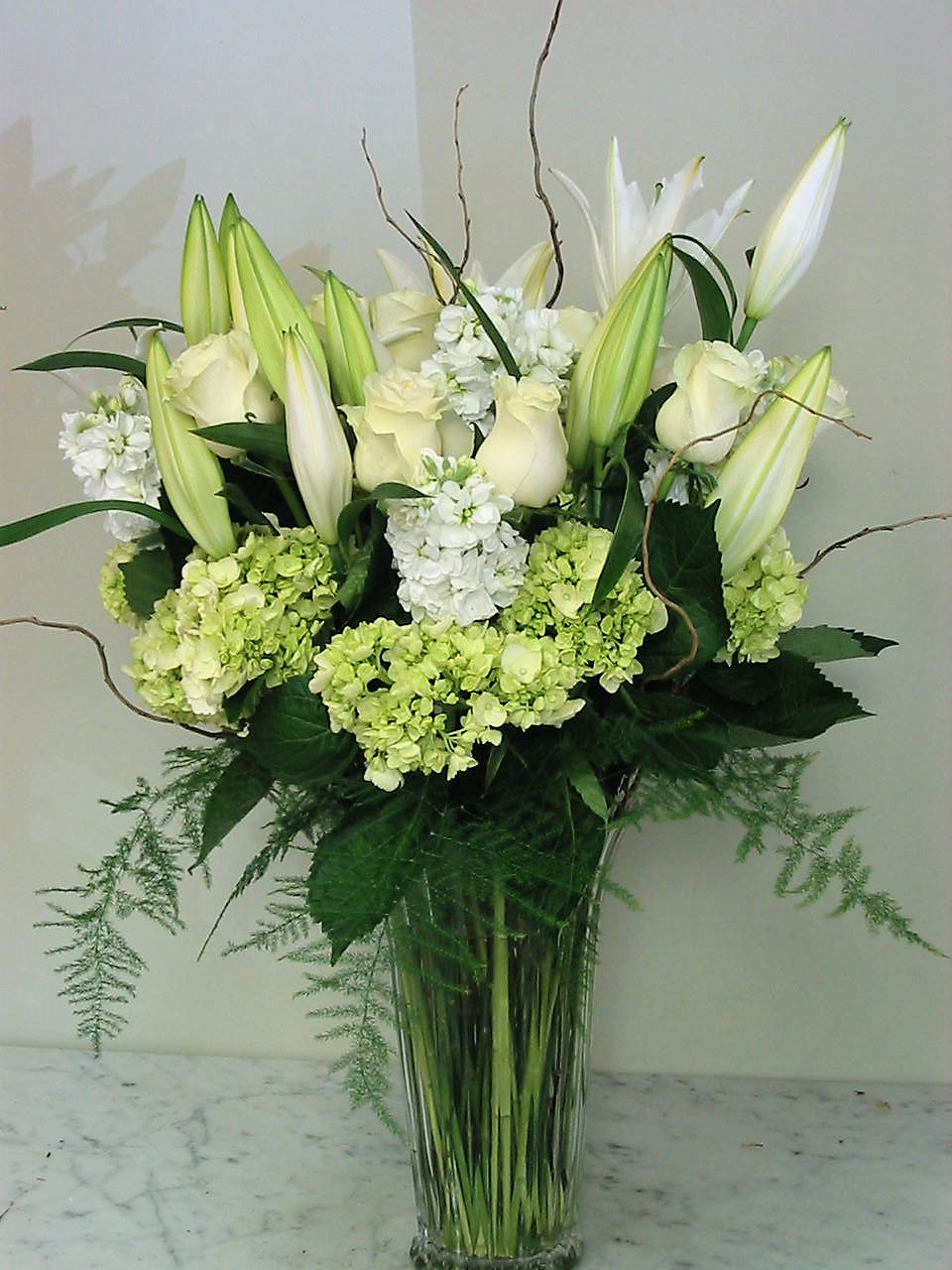 (image for) Prestigious White Arrangement