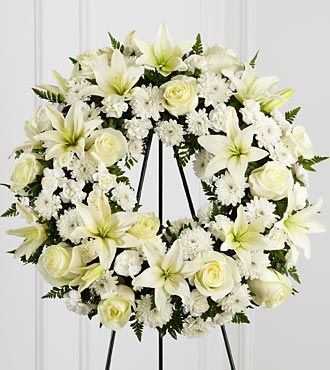 (image for) Tribute Treasure Wreath